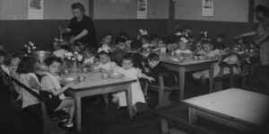 Que manger à la cantine? Une question ancienne